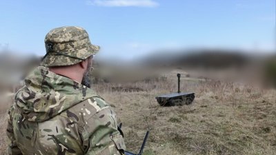 «Мураху» оснастили бронебійним захистом елементів управління