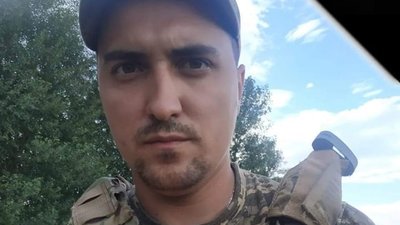 На Тернопільщині прощаються із загиблим бійцем Володимиром Кукурузою