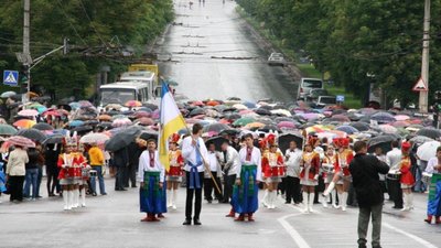 В суботу Тернополем пройдуть понад 1300 випускників