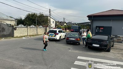 На Тернопільщині двоє пішоходів потрапили під колеса автомобілів. ФОТО