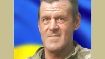 Сьогодні на Тернопільщині зустрінуть тіло бійця, котрий помер у військовій частині