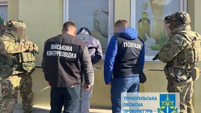 Під виглядом допомоги для ЗСУ "бізнесмени" завезли пів сотні автомобілів: їх продали за ринковими цінами