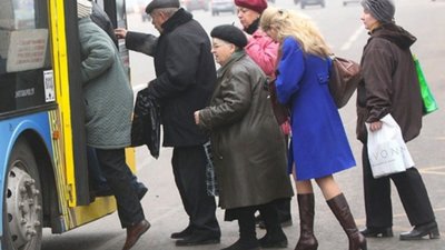 У Тернополі зберігаються пільги на проїзд для пенсіонерів та усіх пільговиків