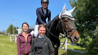 Тернопільські вершники гідно виступили на чемпіонаті з кінного спорту. ФОТО