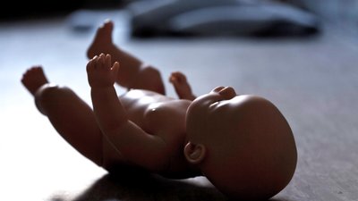 Горе-матір вбила власну дитину з інвалідністю і заявила, що хлопчик помер сам