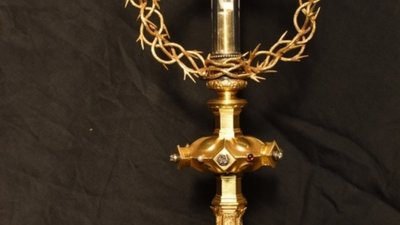 До Тернополя привезуть частину тернового вінка Ісуса Христа, яка зберігається в Соборі Паризької Богоматері