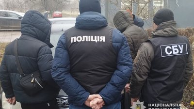 Заробляли по 400 тисяч гривень на місяць: судитимуть банду наркоторговців