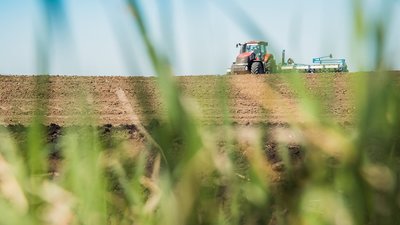 Не тільки для себе: аграрії Тернопільщини завершили посівну