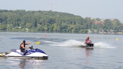 Парад оркестрів, водні перегони, "Скрябін" та лазерне шоу - які розваги чекають тернополян сьогодні