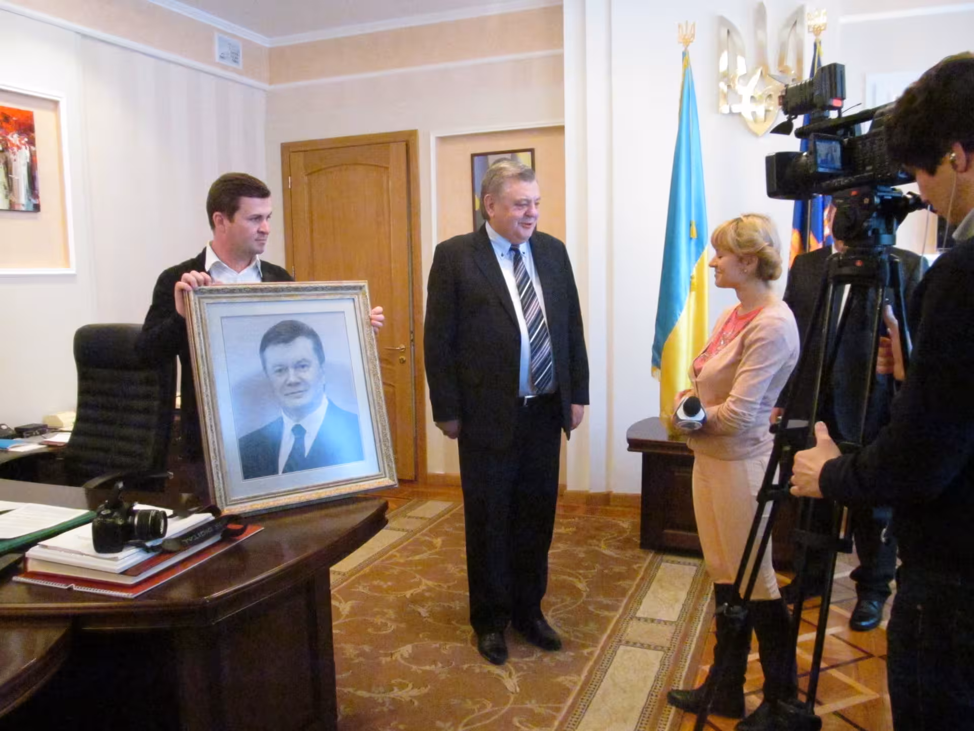 Хоптяна позбавлять звання почесного громадянина селища Підволочиськ?