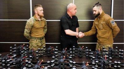Тернопіль для ЗСУ: міська рада передала 50 розвідувальних дронів батальйону "Свобода"