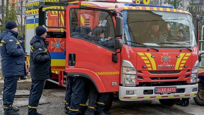 Пожежники Тернопільщини отримали десять новеньких автомобілів. ФОТО, ВІДЕО