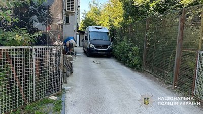 У центрі Тернополя водій буса наїхав на жінку