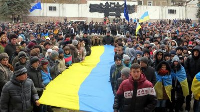 В Бережанському районі зняли всі портрети Януковича і не визнають його указів