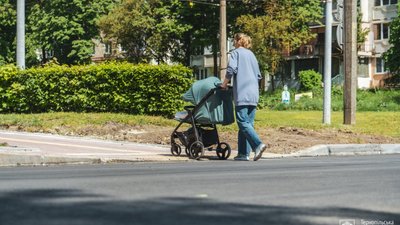 Тепер хоч яйцем покоти: на одній з вулиць Тернополя відремонтували дорогу. ФОТО