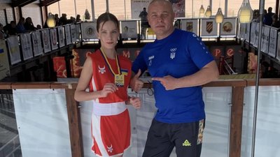 Юна тернополянка стала дворазовою чемпіонкою України з боксу