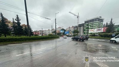 На кільці біля "Універсаму" збили велосипедиста