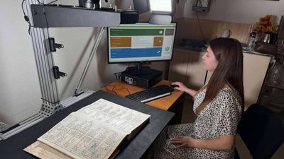 Одинадцять мільйонів аркушів: масштабне оцифрування документів розпочали у державному архіві