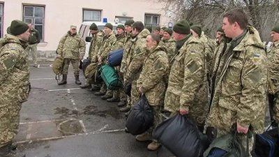 Мобілізація продовжується: в обласному "військкоматі" розповіли про вручення повісток у громадських місцях