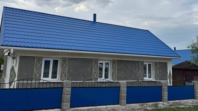 Відомий священник і блогер з Тернопільщини відновлює покинуті хати для переселенців