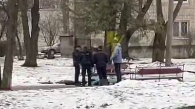 У Тернополі просто посеред вулиці померла людина. ВІДЕО