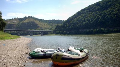 Мама втратила єдину рідну кровинку: у Дністрі знайшли тіло одного із зниклих хлопців