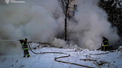 Стихійне сміттєзвалище горіло на Тернопільщині