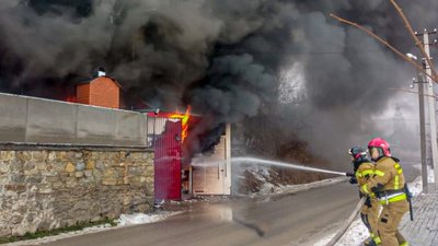 На місці пожежі на Тернопільщині знайшли мертвим чоловіка. ФОТО