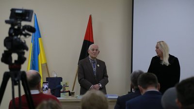 "Шлях до свободи": відомий тернополянин видав книжку про перебування у радянських таборах суворого режиму