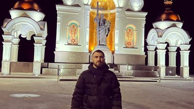 Відомий боксер Ломаченко відсвяткував День народження у Почаївській лаврі. ФОТО
