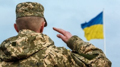 В Україні продовжили воєнний стан і мобілізацію