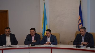 Віктор Овчарук: "Потрібно шукати компромісні варіанти щодо реформування субрегіонального рівня адміністративно-територіального устрою області"