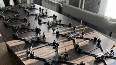 Тернопіль для ЗСУ: бійці 37-ї бригади морської піхоти отримали FPV-дрони True Flex