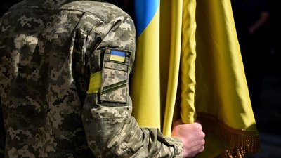 В Україні продовжили воєнний стан і мобілізацію