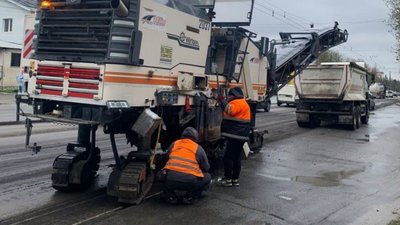 У Тернополі ремонтують дороги та впорядковують двори