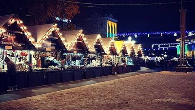 Тернопіль визначився, коли і як працювати у різдвяно-новорічні свята