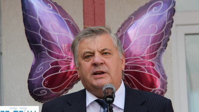 Хоптян виліз з підпілля і виправдовує Януковича