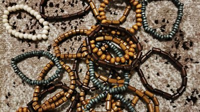 Мережа шахраїв шахраїв продавала «магічні» амулети та БАДи