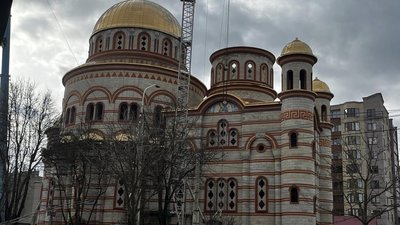 На кафедральному соборі ПЦУ в Тернополі встановили найбільший купол. ФОТО